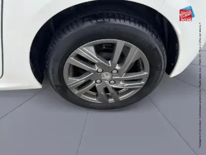 Photo 9 Peugeot 208  1.2 PureTech 100ch S&S Active Pack 118g