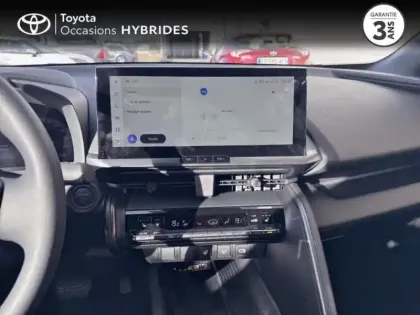 Photo 14 Toyota C-HR  2.0 Hybride Rechargeable 225ch Graphic MY26