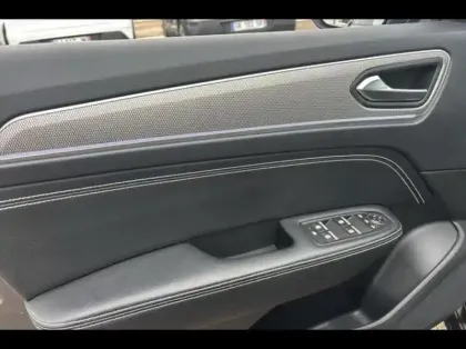 Photo 13 Renault Arkana  1.6 E-Tech hybride 145ch Techno -22