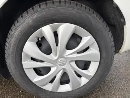 Photo 8 Suzuki Swift Gén. IV Ph2 Avantage 5