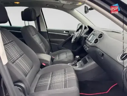 Photo 5 Volkswagen Tiguan  2.0 TDI 150ch BlueMotion Technology FAP Lounge 4Motion DSG7