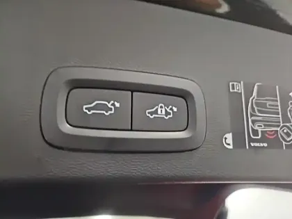 Photo 14 Volvo Xc40  D3 AdBlue 150ch Business Geartronic 8