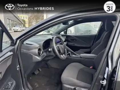 Photo 10 Toyota C-HR  1.8 Hybride 140ch Design MY25