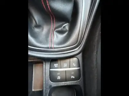 Photo 13 Ford Puma  1.0 Flexifuel 125 ch S&S mHEV ST-Line