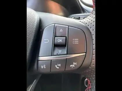 Photo 11 Ford Puma  1.0 Flexifuel 125 ch S&S mHEV ST-Line