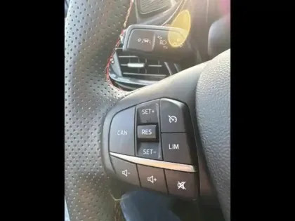 Photo 10 Ford Puma  1.0 Flexifuel 125 ch S&S mHEV ST-Line