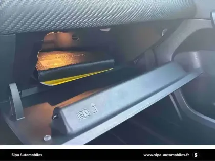 Photo 33 Mercedes Classe A  180 d 8G-DCT