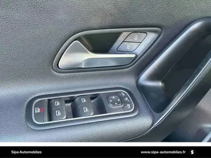 Photo 25 Mercedes Classe A  180 d 8G-DCT