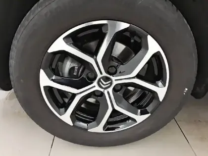 Photo 12 Citroën C3 Aircross Gén. I Ph2 Shine 5