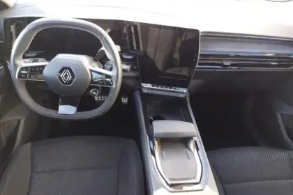 Photo 8 Renault Austral  E-Tech hybrid 200