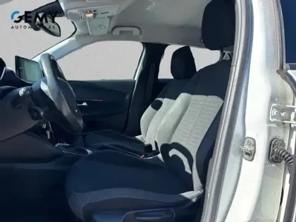 Photo 8 Peugeot 2008  BlueHDi 110 S&S BVM6