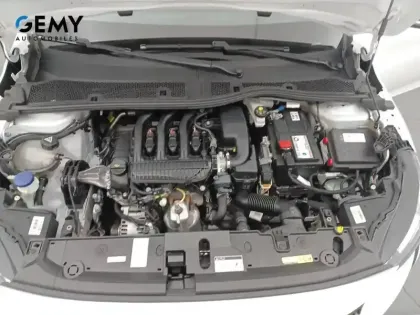 Photo 11 Peugeot 208  PureTech 75 S&S BVM5