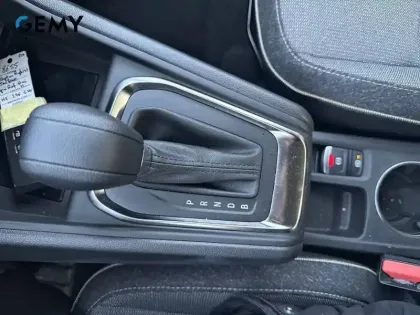 Photo 25 Renault Captur  E-Tech full hybrid 145 ch