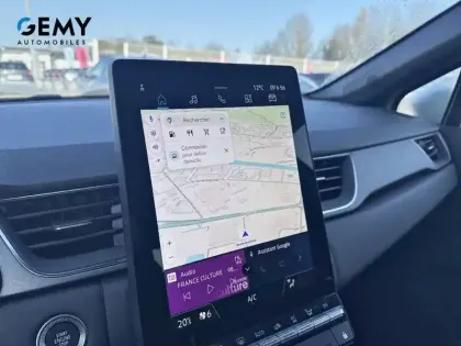 Photo 22 Renault Captur  E-Tech full hybrid 145 ch