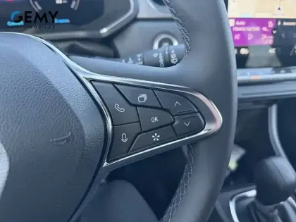 Photo 21 Renault Captur  E-Tech full hybrid 145 ch