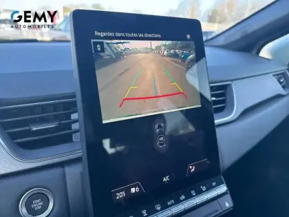 Photo 27 Renault Captur  E-Tech full hybrid 145 ch