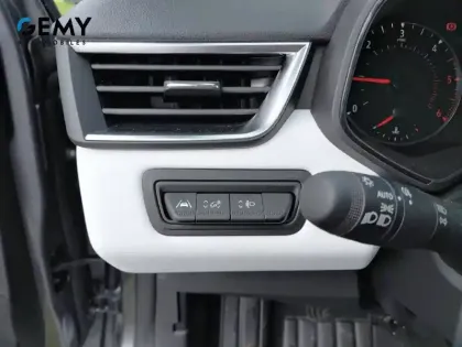 Photo 15 Renault Clio  Blue dCi 100