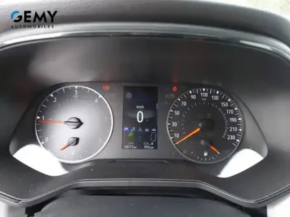 Photo 80 Renault Clio  Blue dCi 100