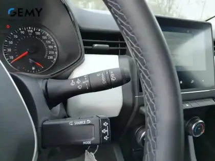 Photo 20 Renault Clio  Blue dCi 100