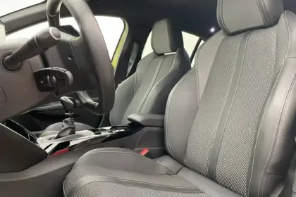 Photo 49 Peugeot 208 Gén. II Ph2 GT 5