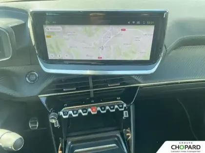 Photo 132 Peugeot 208  PureTech 100 S&S BVM6