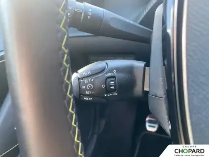 Photo 135 Peugeot 208  PureTech 100 S&S BVM6