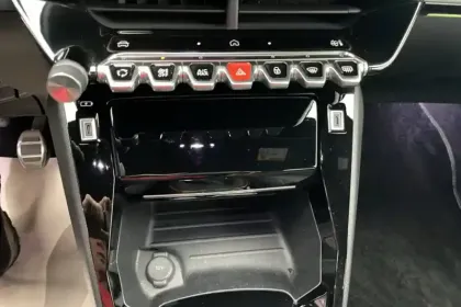 Photo 55 Peugeot 208 Gén. II Ph2 GT 5