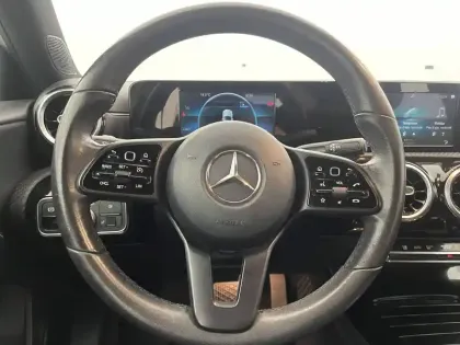 Photo 22 Mercedes Classe A  180 7G-DCT