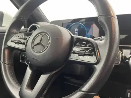 Photo 23 Mercedes Classe A  180 7G-DCT