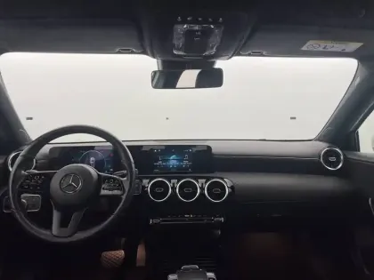 Photo 29 Mercedes Classe A  180 7G-DCT