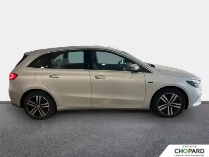 Photo 49 Mercedes Classe B  250 e 8G-DCT