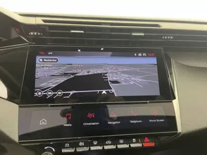 Photo 19 Peugeot 308  PureTech 130ch S&S EAT8