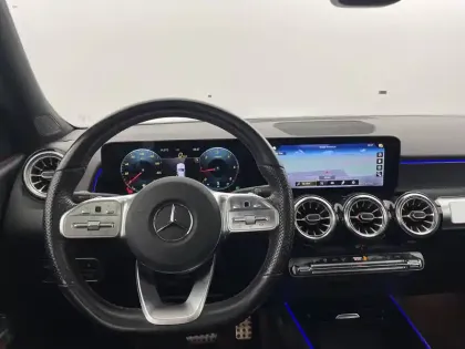 Photo 55 Mercedes GLB  200 d 8G-DCT