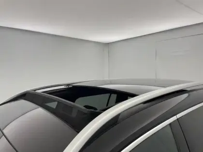 Photo 65 Mercedes GLB  200 d 8G-DCT