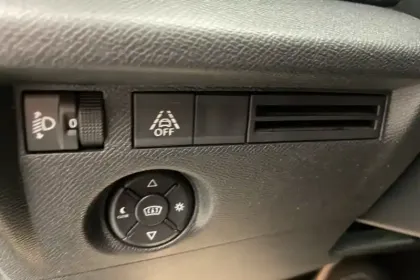 Photo 101 Citroën C4  PureTech 130 S&S EAT8