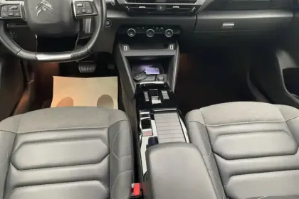 Photo 145 Citroën C4  PureTech 130 S&S EAT8