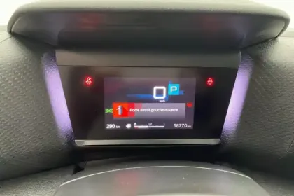 Photo 152 Citroën C4  PureTech 130 S&S EAT8