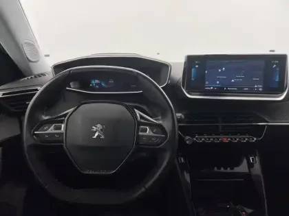 Photo 21 Peugeot 2008  Moteur électrique 136 ch