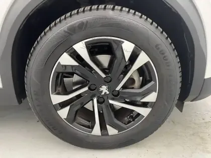 Photo 17 Peugeot 2008  Moteur électrique 136 ch