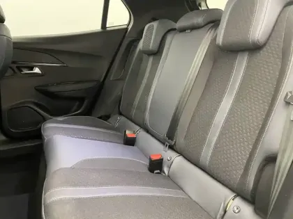 Photo 14 Peugeot 2008  Moteur électrique 136 ch