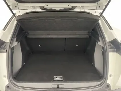 Photo 12 Peugeot 2008  Moteur électrique 136 ch