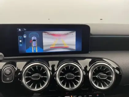 Photo 25 Mercedes Classe A  180 7G-DCT