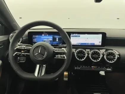 Photo 53 Mercedes Classe A  180 7G-DCT