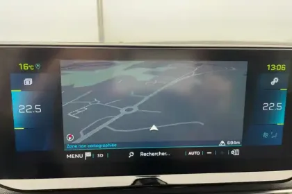 Photo 62 Peugeot 3008  Hybrid 225 e-EAT8