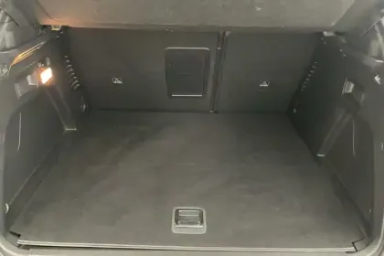 Photo 35 Peugeot 3008  Hybrid 225 e-EAT8