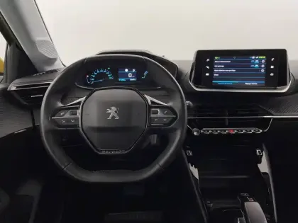 Photo 21 Peugeot 208  Electrique 50 kWh 136ch