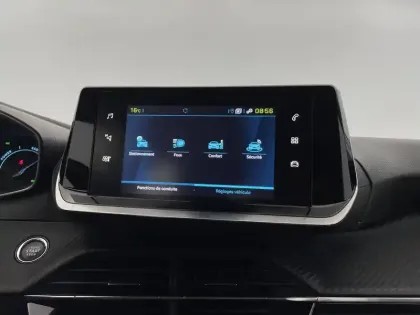 Photo 19 Peugeot 208  Electrique 50 kWh 136ch