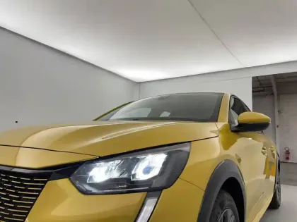 Photo 29 Peugeot 208  Electrique 50 kWh 136ch