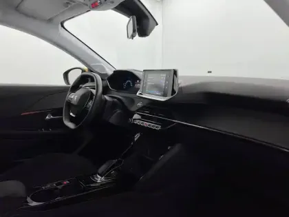 Photo 25 Peugeot 208  Electrique 50 kWh 136ch