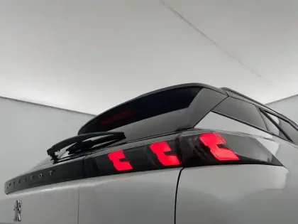 Photo 29 Peugeot 2008  Electrique 136 ch